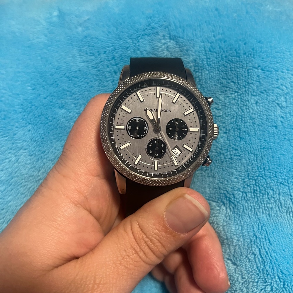 Michael Kors Men's Watch with Black Strap and Silver Dial